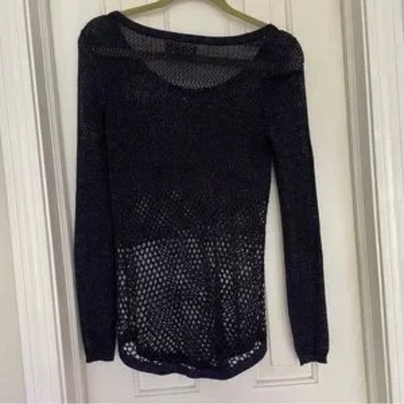 Rock and republic navy blue sheer mesh top with metallic thread XS - Picture 2 of 3
